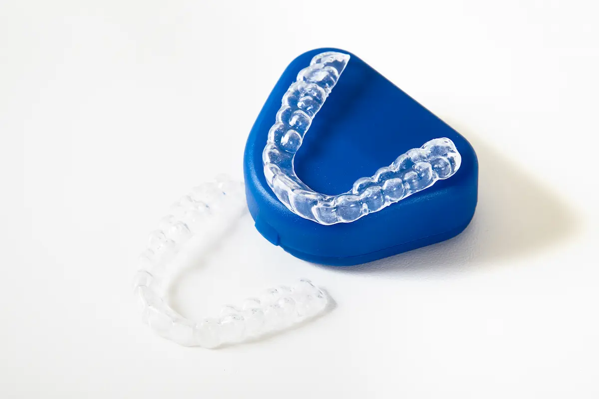 Invisalign_ (1)